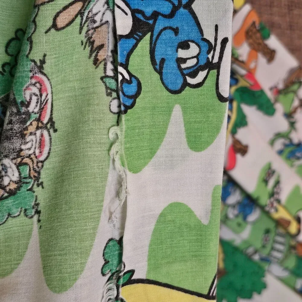 Vtg 1980s Smurfs Village Twin Flat Sheet Lawtex PolyCotton USA Peyo Bright 90x65
